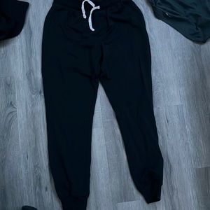 Mens small black BCG joggers.